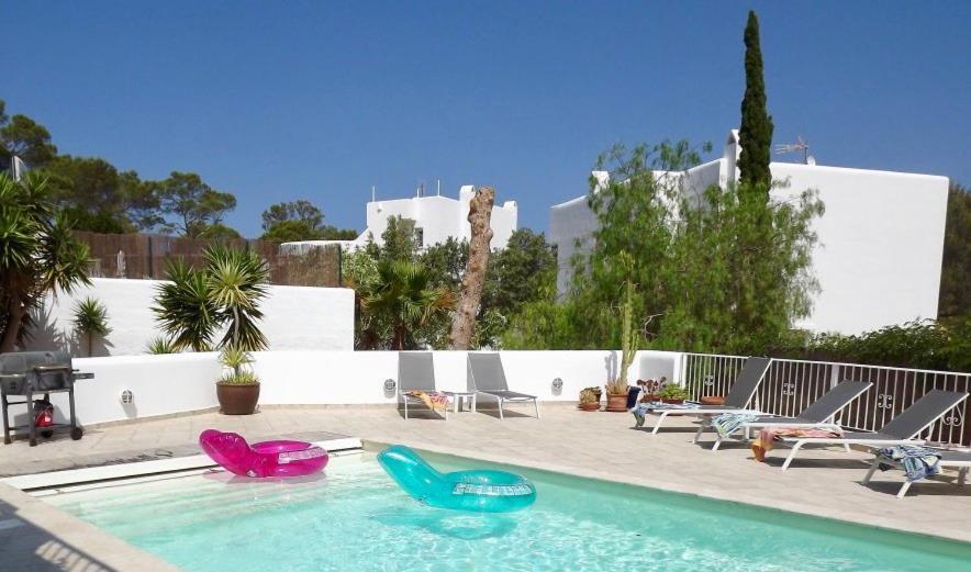 With Pool, 5min To Casa Mimosa